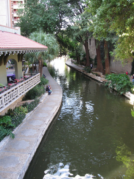 12_Riverwalk_1